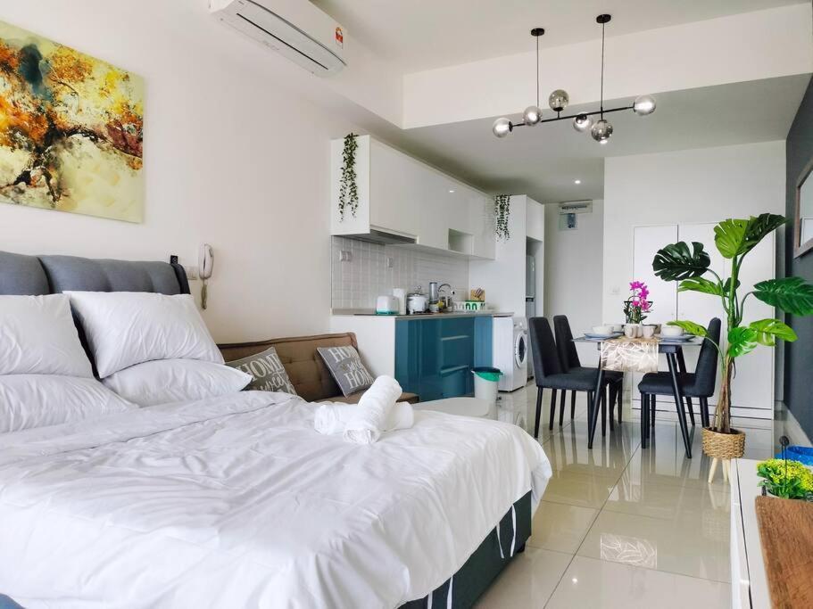 City-view Retreat With Spectacular View Trx * Kuala Lumpur