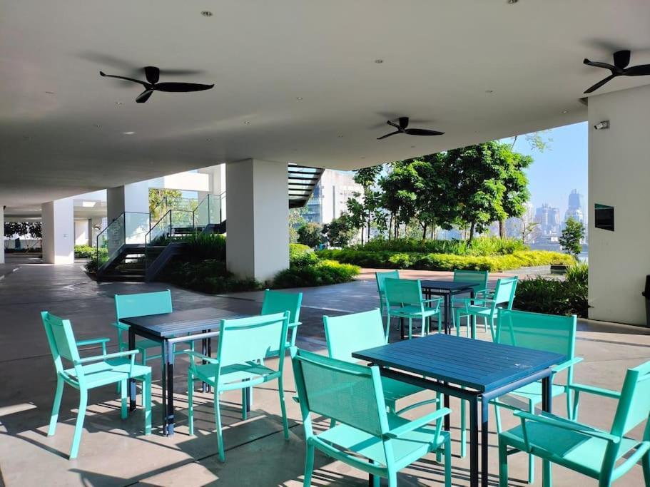 City-view Retreat With Spectacular View Trx Pangsapuri