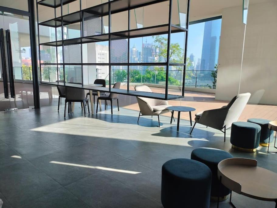 City-view Retreat With Spectacular View Trx